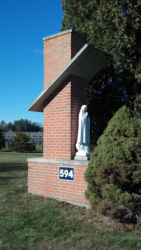 Mother Mary Statue 1 - Sacred Heart Cemetery