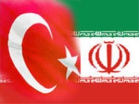 [turk-iran-bayragi[8].jpg]