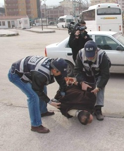 turkiye polis iskence