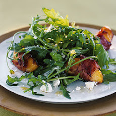 Peach and Arugula Salad