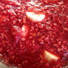 Strawberry Banana Gelatin Salad With Pecans