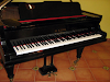 Se Vende Precioso Piano De Media Cola Alemán Hho