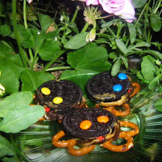 Chocolate Peanut Butter Frogs