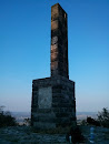 Statue at Vörös-kő peak