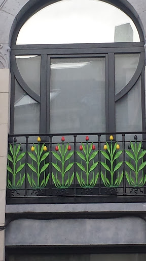 Balcon Aux Tulipes