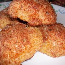 Gluten-Free Cheddar Bay Biscuits