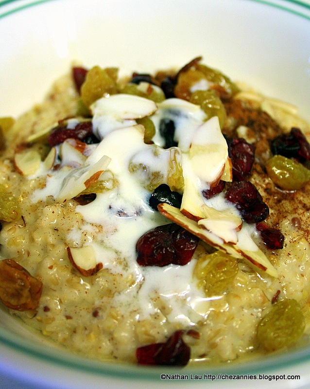 [steel cut oatmeal with craisins raisins slivered almonds and buttermilk[7].jpg]