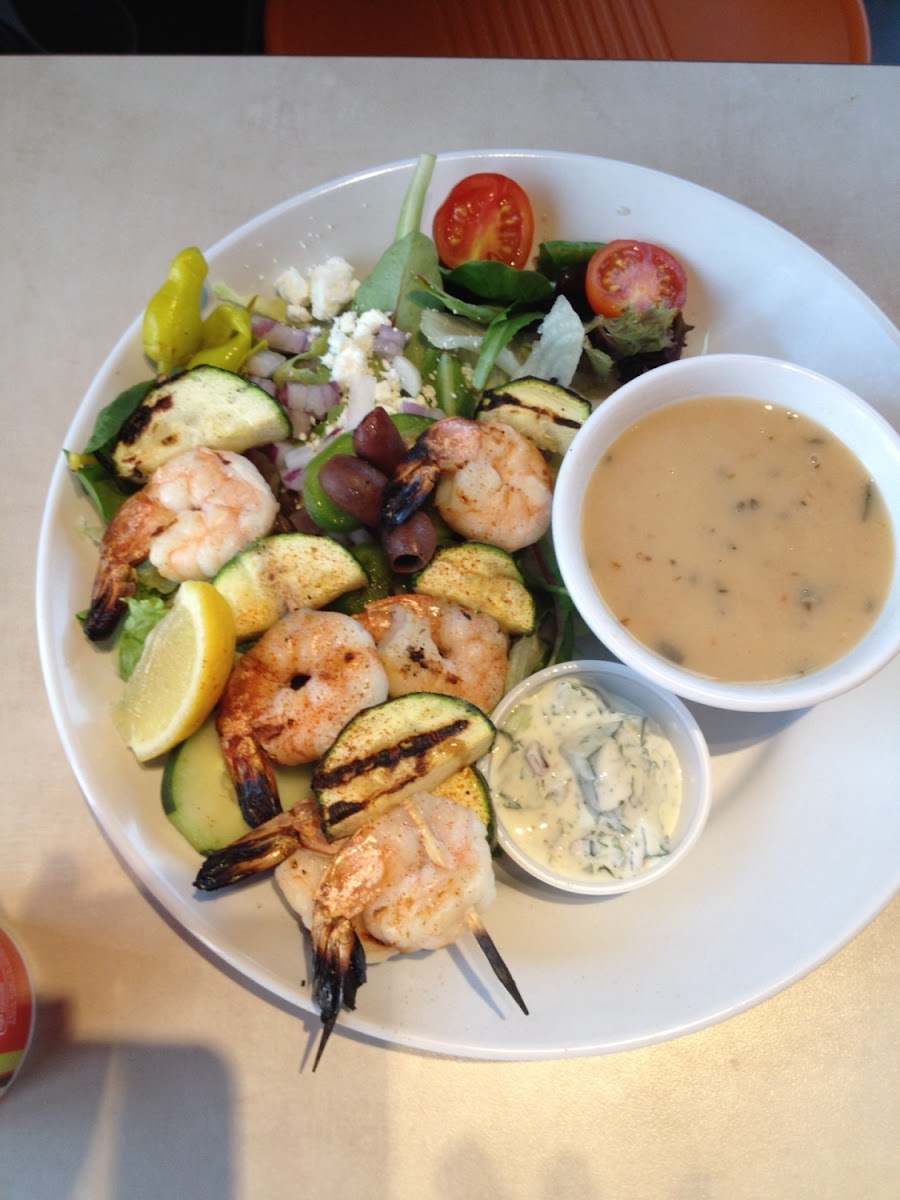 Shrimp kebabs with Greek salad and rosemary white beans