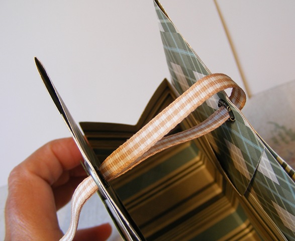 [treat box 1[3].jpg]