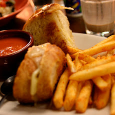 Smoky Grilled Cheese Fries