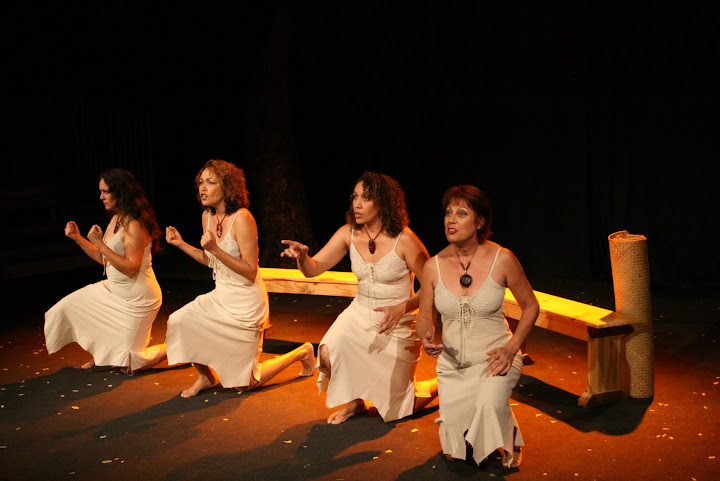 Fonker Silence au th&eacute;&acirc;tre sous les arbres