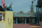 Pillaiyar Temple from moving car Pillaiyar Temple from moving car