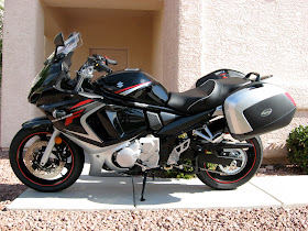 Suzuki GSX650F black