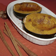 Baked Acorn Squash With Spicy Maple Syrup