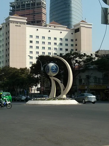 Nguyen Hue Roundabout