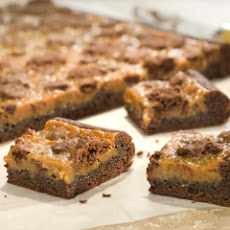 Peanut Butter Caramel Gooey Chocolate Cake Bars