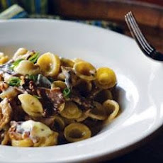 Orecchiette Pasta With Mushrooms And Walnuts