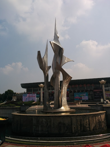 衢州·南湖广场现代雕塑