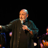 ESPECIAL FOTOGRÁFICO PERET TRAE SU RUMBA AL TEATRO CERVANTES DE MÁLAGA ESPECIAL FOTOGRÁFICO PERET TRAE SU RUMBA AL TEATRO CERVANTES DE MÁLAGA