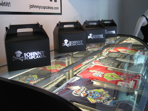 johnny cupcakes