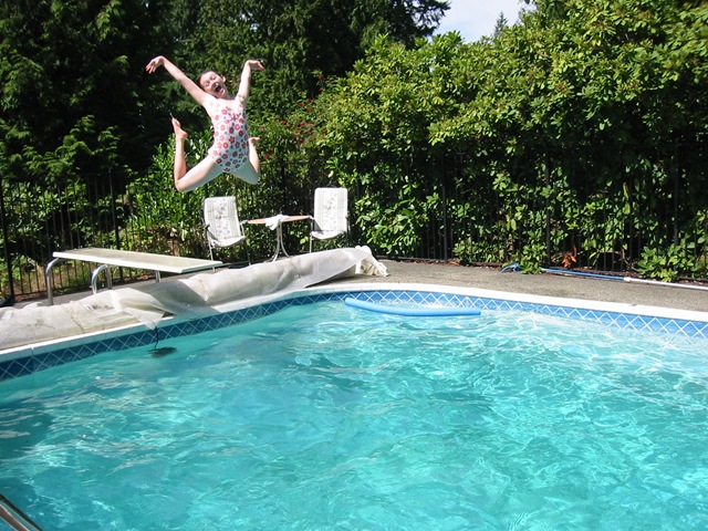 [swim party (15)[3].jpg]