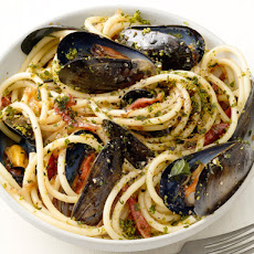 Bucatini With Mussels