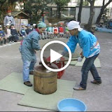 Video - Mochi pounding at Kai's school Video - Mochi pounding at Kai's school