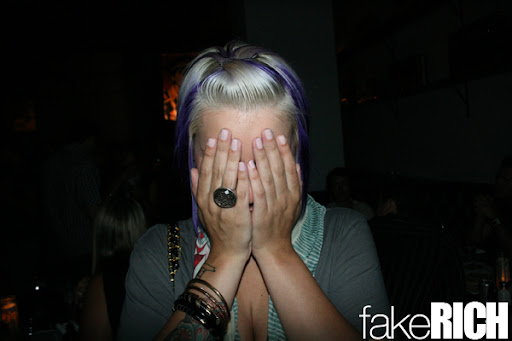 peekaboob
