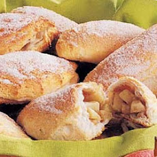 Apple Cinnamon Turnovers