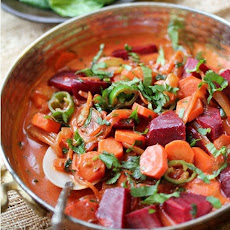 Spicy Beets & Carrot Curry in Creamy Coconut Milk