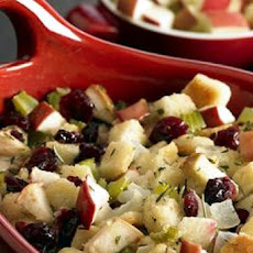 Easy Apple Raisin Stuffing (Thanksgiving)