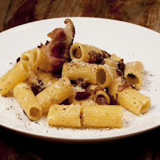 Roman-Style Rigatoni Alla Gricia Recipe