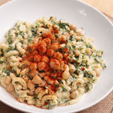 Macaroni and Cheese with Chickpeas and Spinach