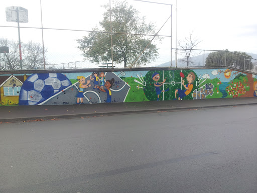 Bowen Road Mural