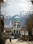 backstreet in Leh.