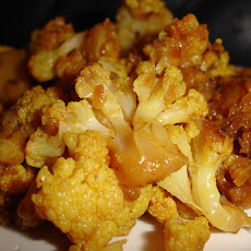 Cauliflower & Garbanzo Curry