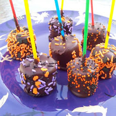 Easy Chocolate Covered Marshmallows!