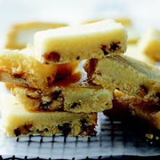 PHILADELPHIA® Creamy Lemon Nut Bars