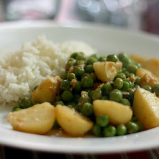 Dinner Tonight: Potato and Pea Curry with Yogurt, Cumin, and Ginger