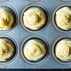 Chamomile Lemon Cupcakes with Honey Buttercream Frosting