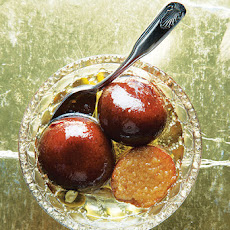 Gulab Jamun (Cardamom SyrupSoaked Donuts)