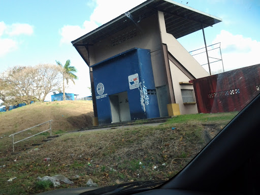 Mjni Estadio De Margarita, Colon