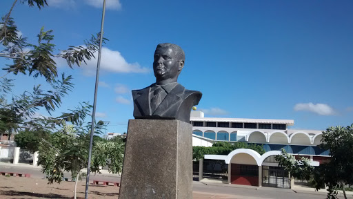 Busto Deputado Luis Eduardo Magalhaes
