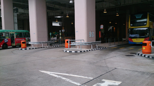 Tin Wan Bus Terminal 田灣巴士總站