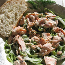 Spinach Pasta with Salmon and Cream Sauce