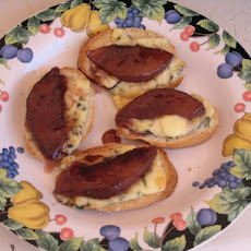 Viva Madrid Poached Pear and Blue Cheese Toasts