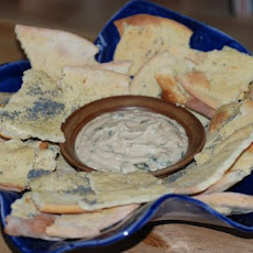Garlicky Basil Spread