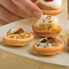 Peach-and-Blue Cheese Bites