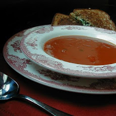 Super Simple, but Oh so Tasty Tomato Soup