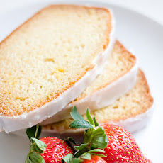 Simple Yoghurt Pound Cake
